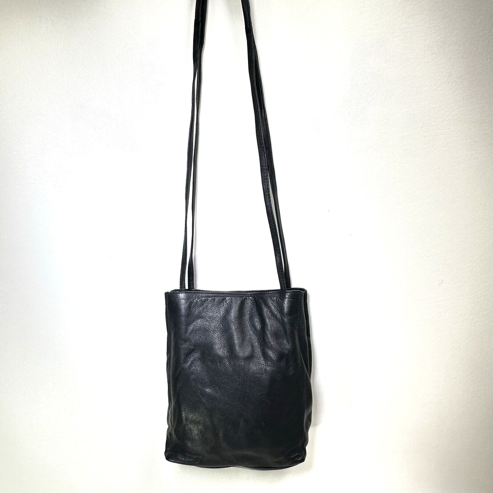 Vtg East West Leather Handbag Women S Black Crossbody Lined Sections Pockets